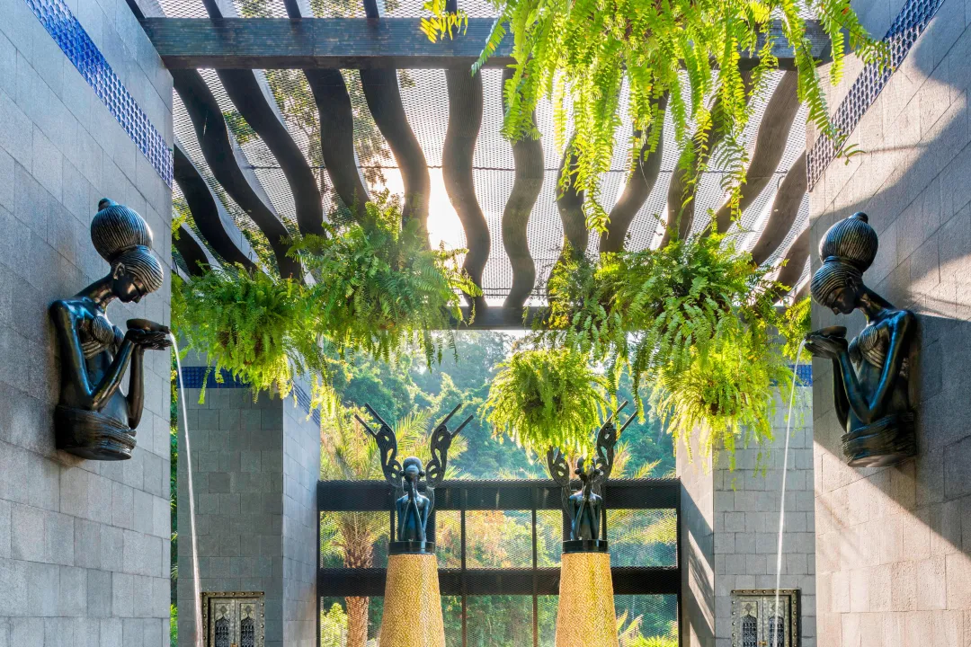 St.-Regis-Langkawi-Hotel-Deco