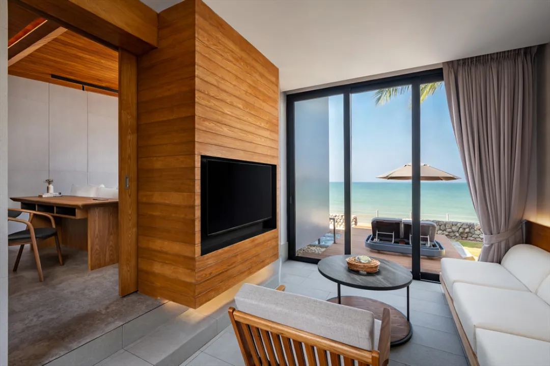 Odysseys Travel - Casa de La Flora - Beachfront Suite Pool Villa - Seating Area