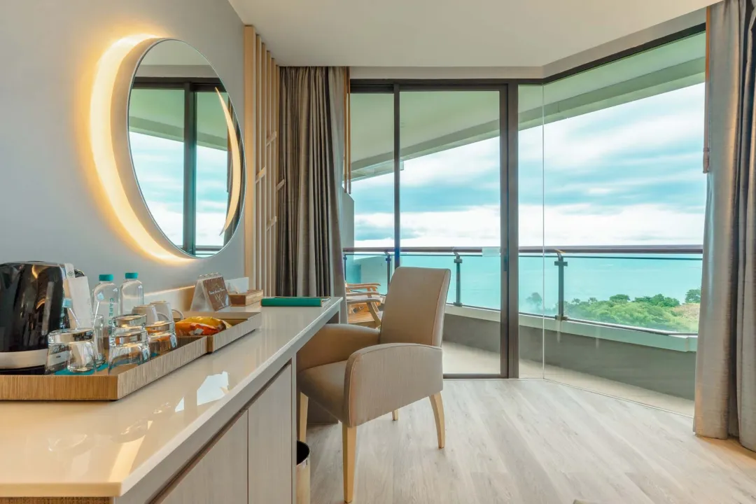 Deluxe Corner Room - Coffee Aeria