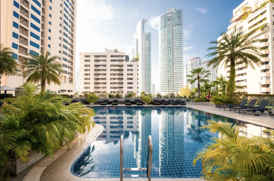 Rembrandt Hotel & Suites Bangkok - Pool