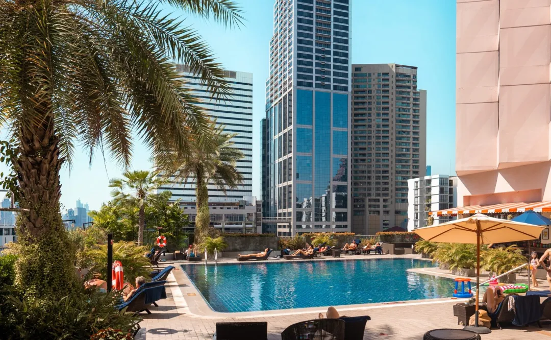 Rembrandt Hotel & Suites Bangkok - Pool View