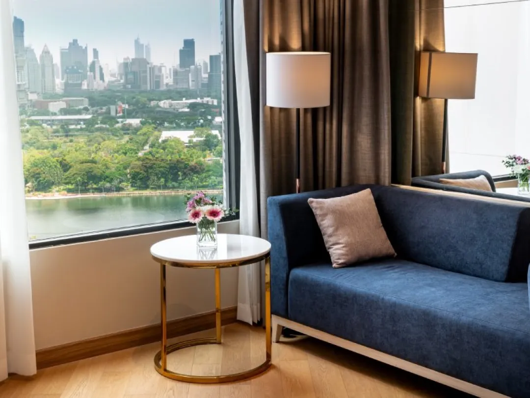 Premier Room - Seating Aeria with View