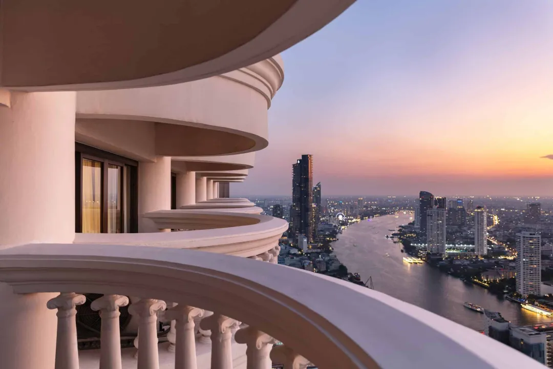 Odysseys Travel - Tower Club at Lebua - Tower Club Suite River View with Lounge - Balcony