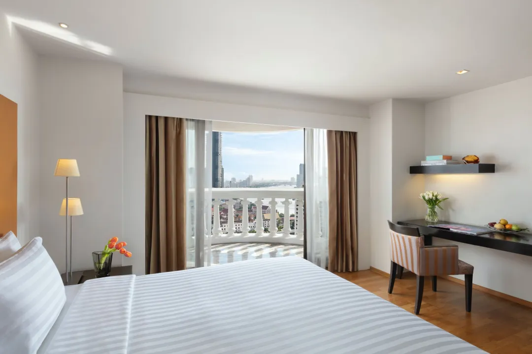 Odysseys Travel - Tower Club at Lebua - Tower Club Suite River View with Lounge - Bedroom