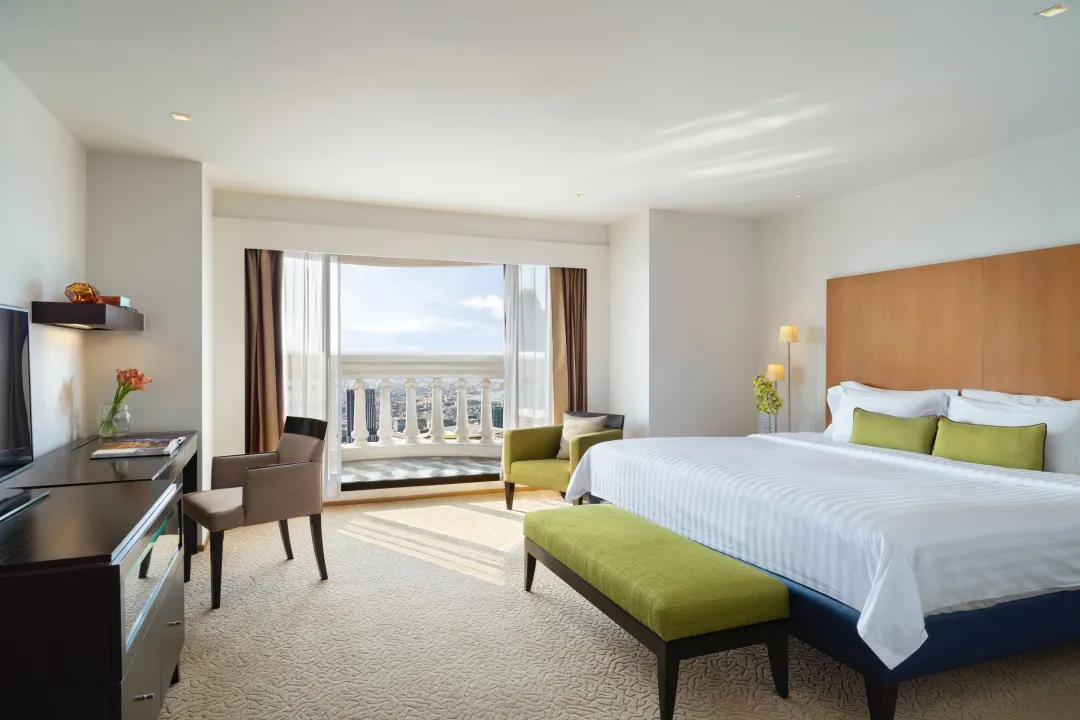 Odysseys Travel - Tower Club at Lebua - Tower Club Suite Two Bedroom with Lounge - Bedroom (King)