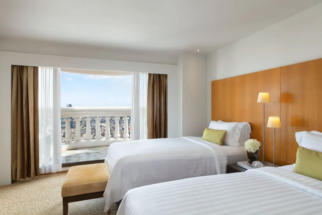 Odysseys Travel - Tower Club at Lebua - Tower Club Suite Three Bedroom with Lounge - Bedroom (Twin)