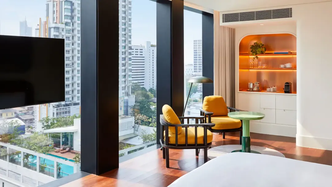 Odysseys Travel - The Standard Bangkok - Corner Double With Two Double Beds - Lounge