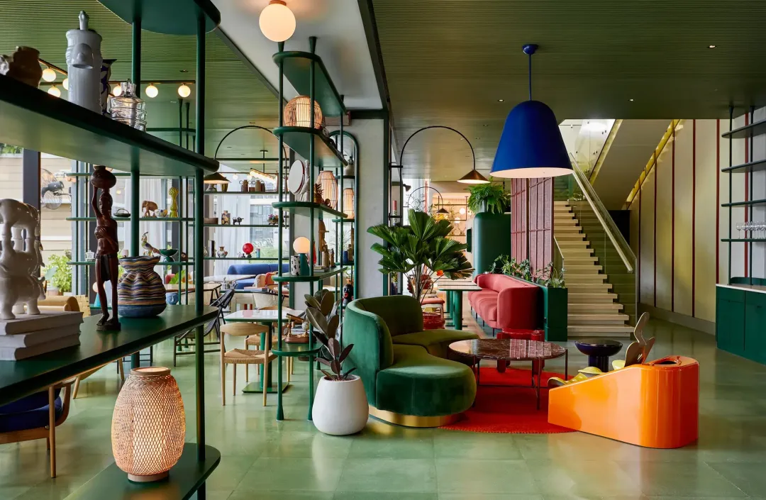 Odysseys Travel - The Standard Bangkok - The Parlor - Lounge