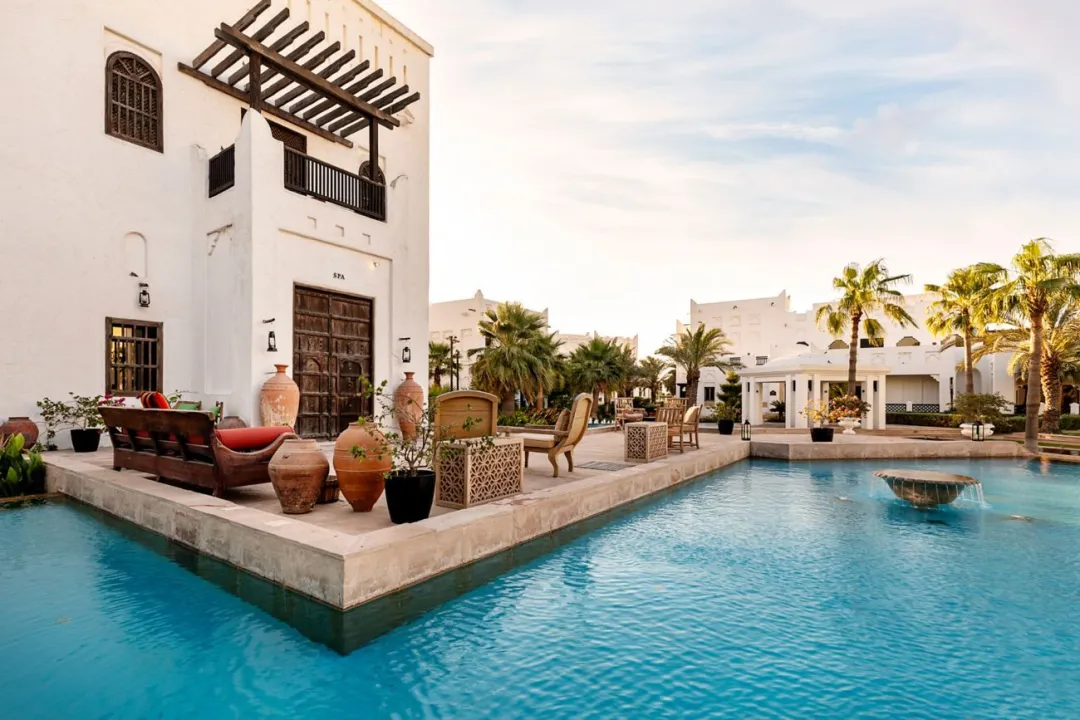 Sharq Village and Spa a Ritz Carlton Hotel -Spa Pool