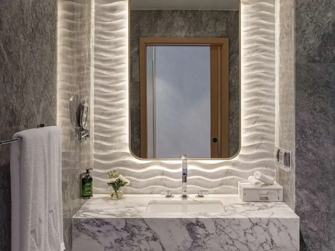 Two Bedroom Family Sea View Room with Meryal Waterpark Access - Bathroom