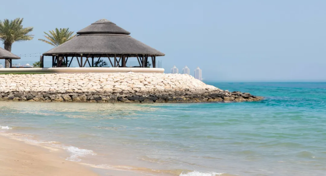 Hilton-Doha-Beach-View