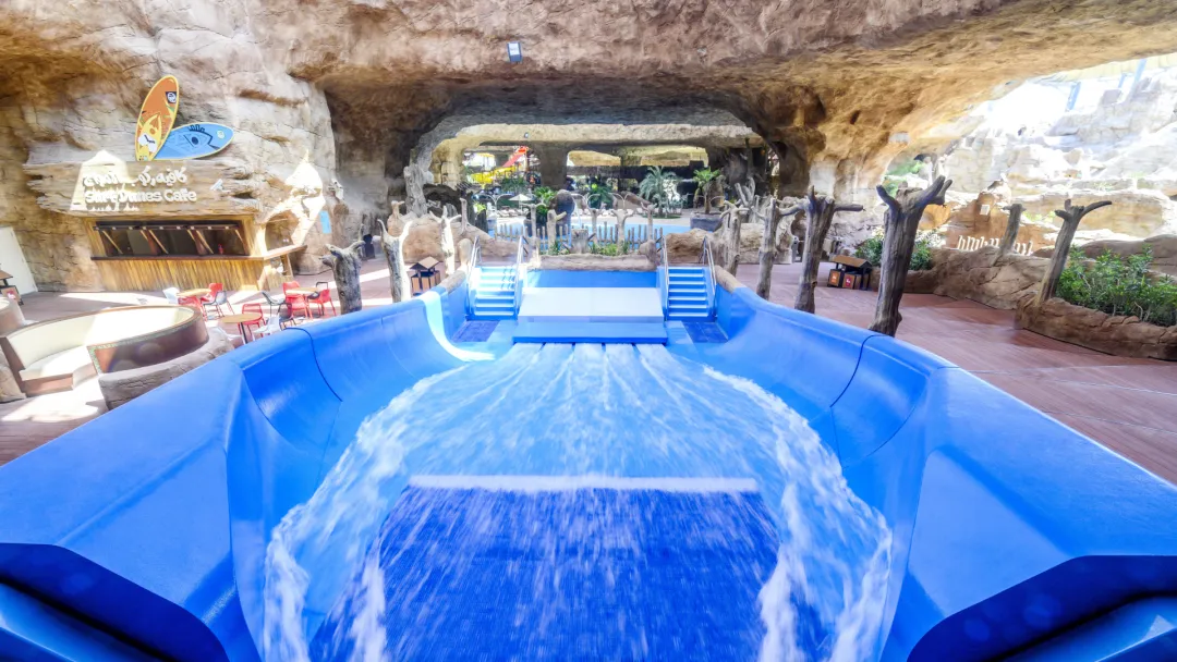 Hilton-Salwa-Beach-Resort-and-Villas-Waterpark