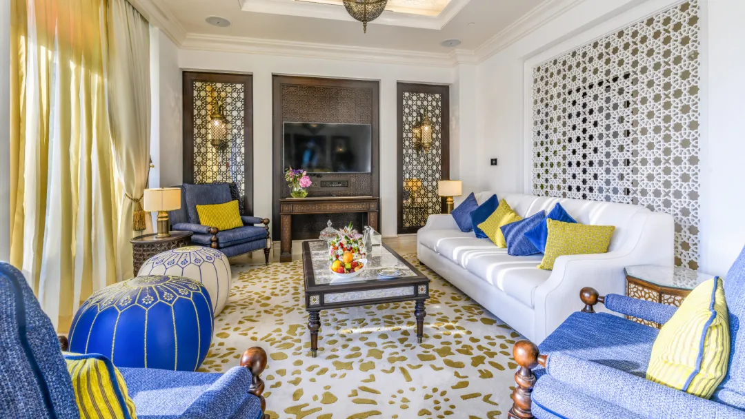 Hilton-Salwa-Beach-Resort-and-Villas-Villa-Living-Room