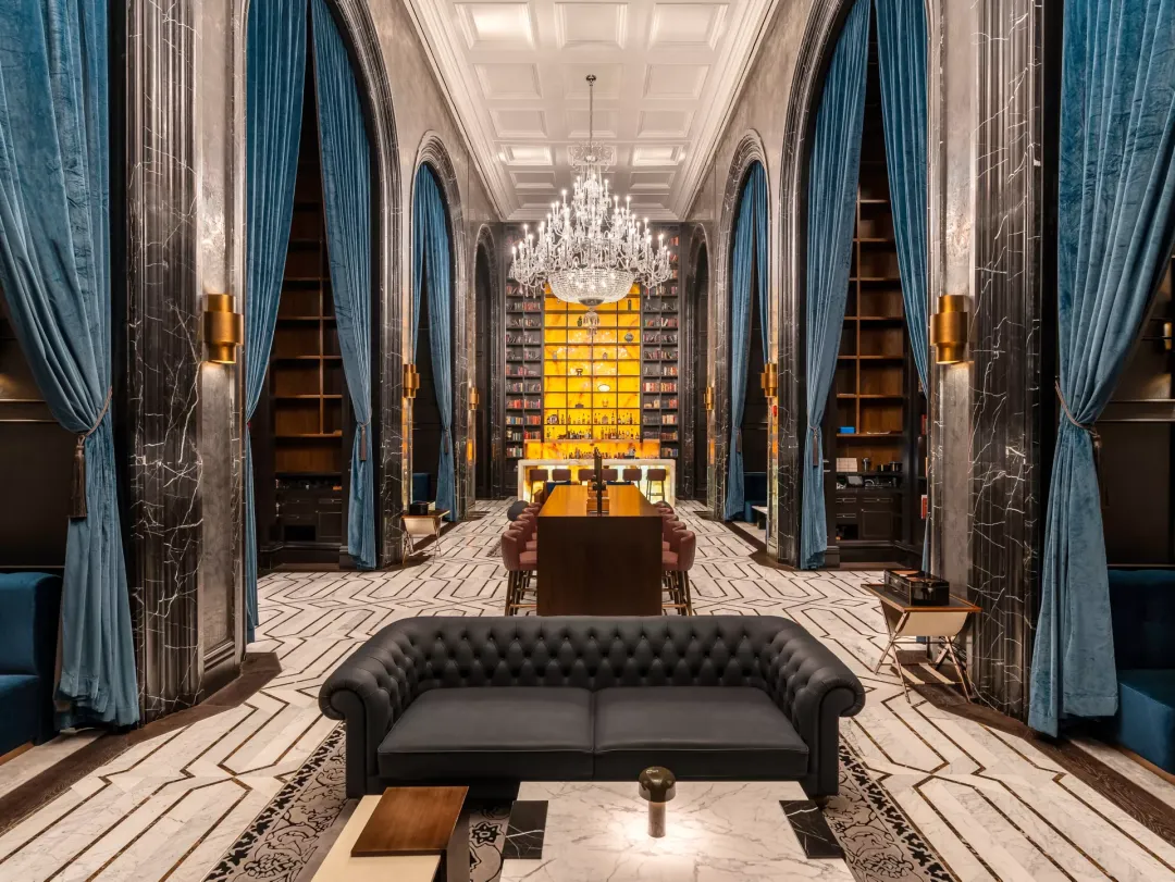 Raffles-Doha-Corridor