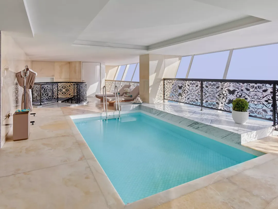 Raffles-Doha-Private-Pool-