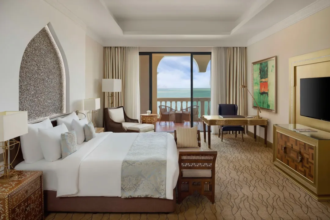 Premium Suite - King Bed