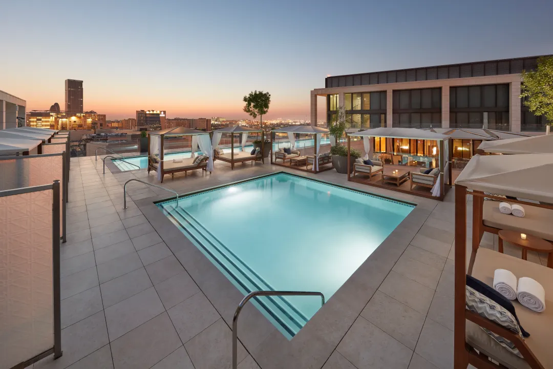 Mandarin-Oriental-Pool