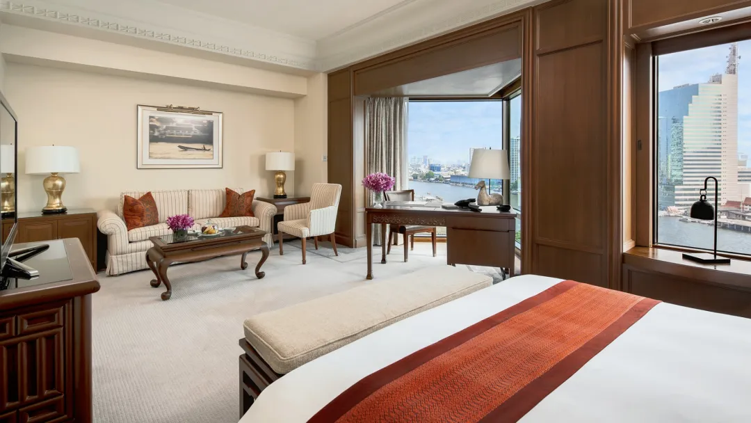 Deluxe Room - Bedroom