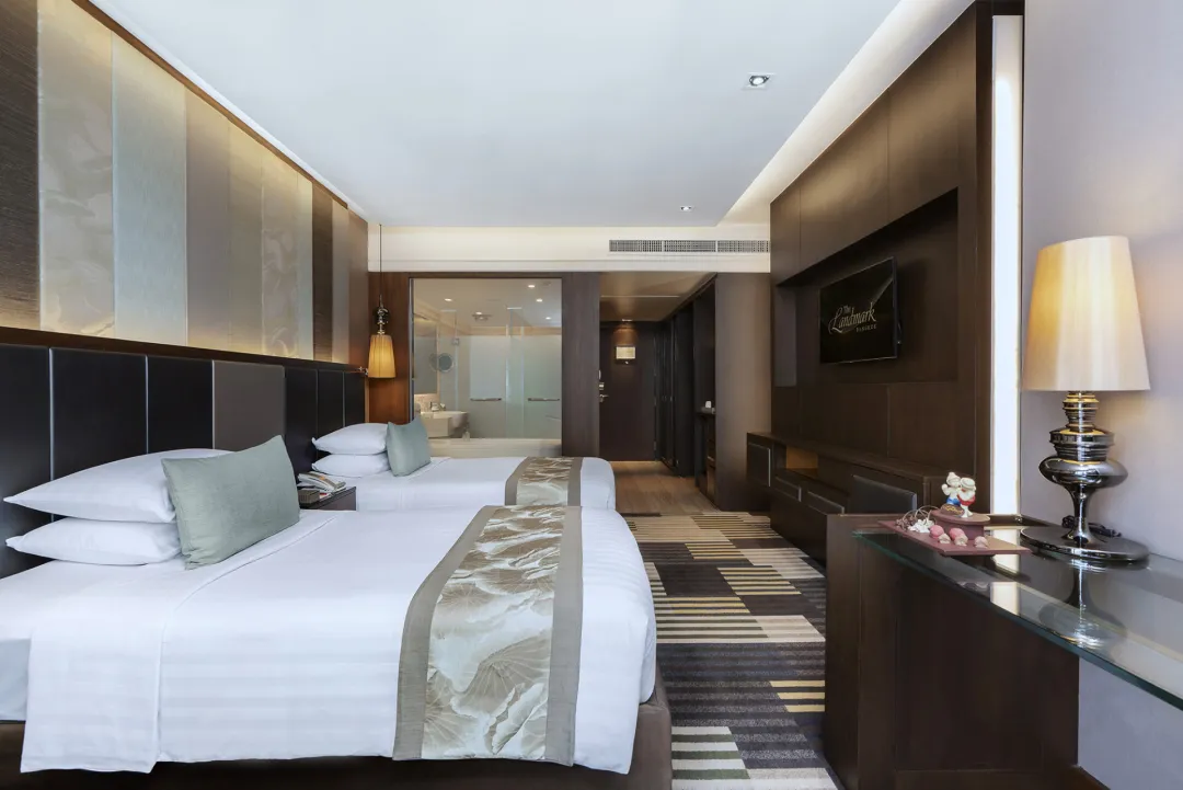Premium Club Room - Twin Bed
