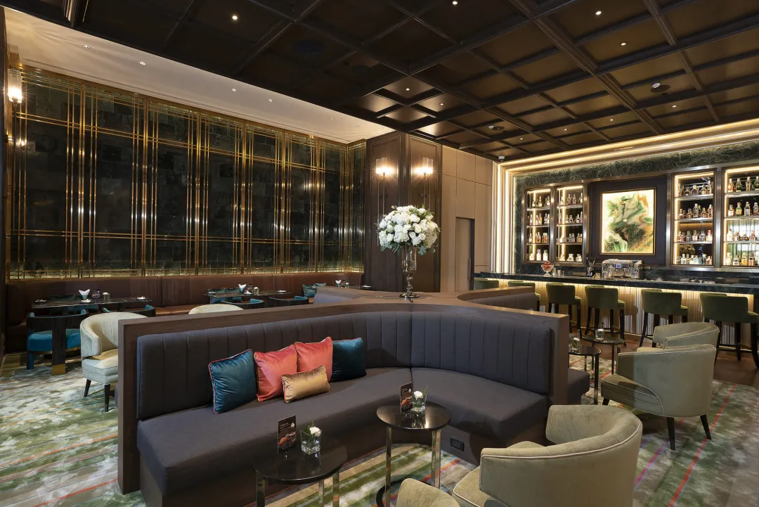 Rendezvous Lounge and Bar