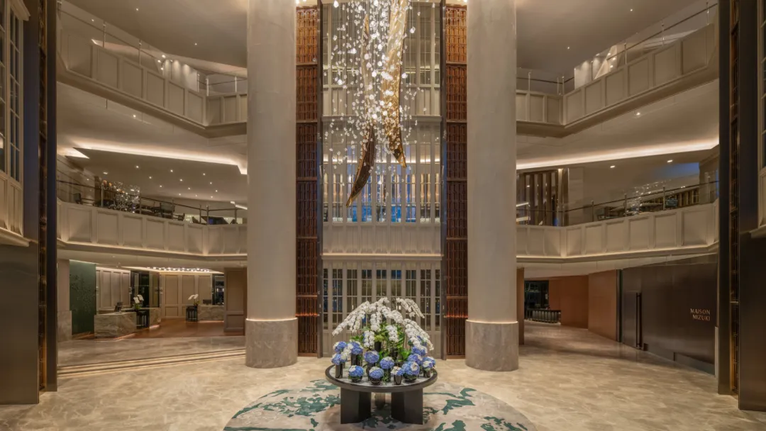 Sofitel Bangkok Sukhumvit - Hotel Lobby