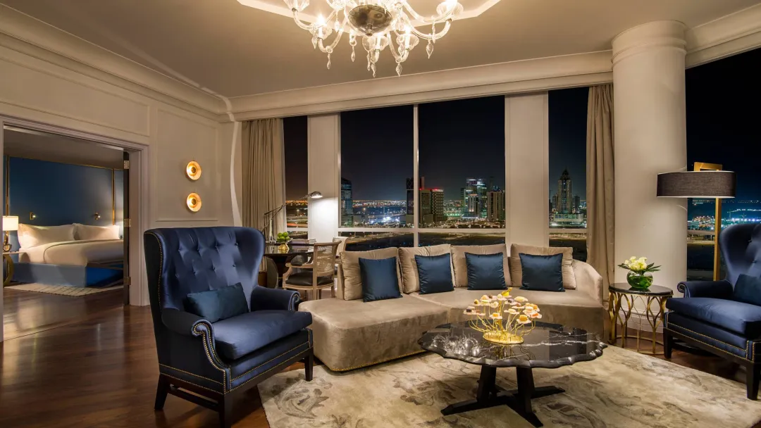 The-Ritz-Carlton-Suite-Living-Room