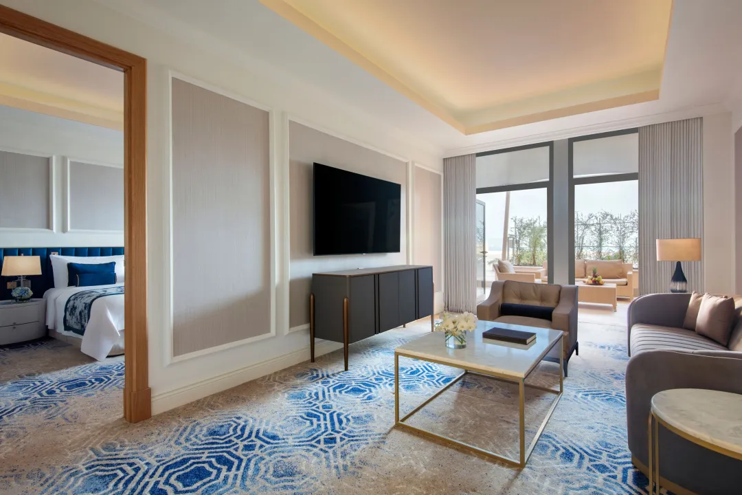 St.-Regis-Doha-Regis-Suite-Living-Room