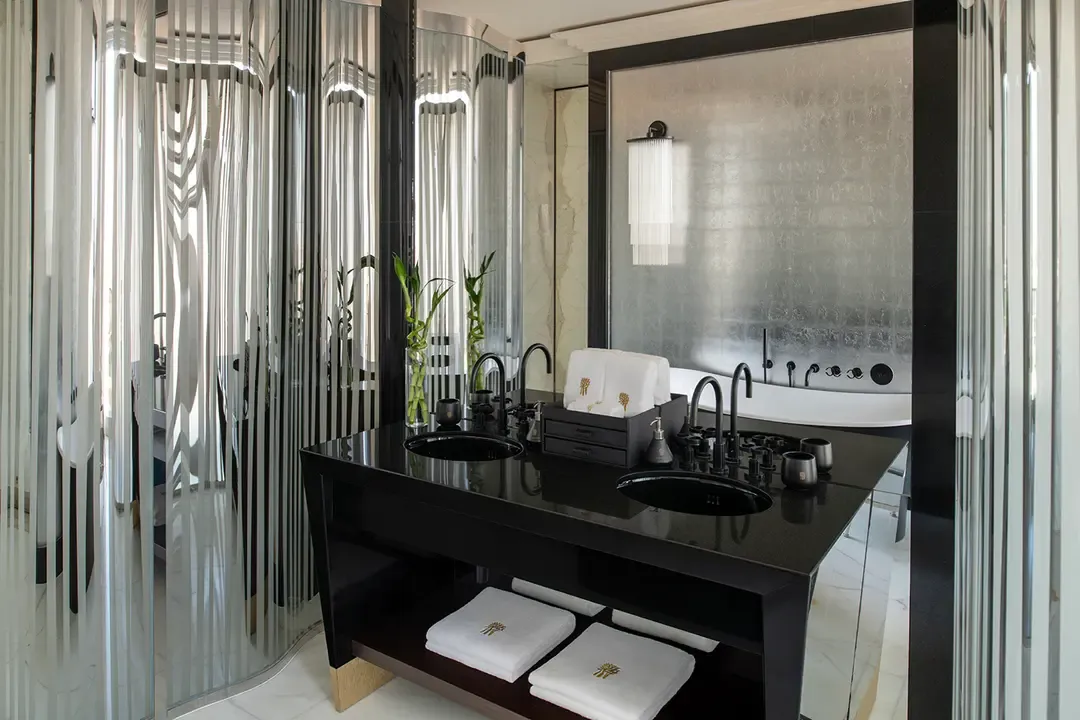 Banyan-Tree-Doha-Bliss-Suite-Bathroom