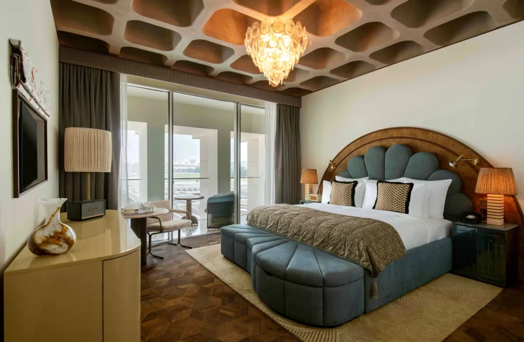 The-Ned-Medium-Palace-View-Room