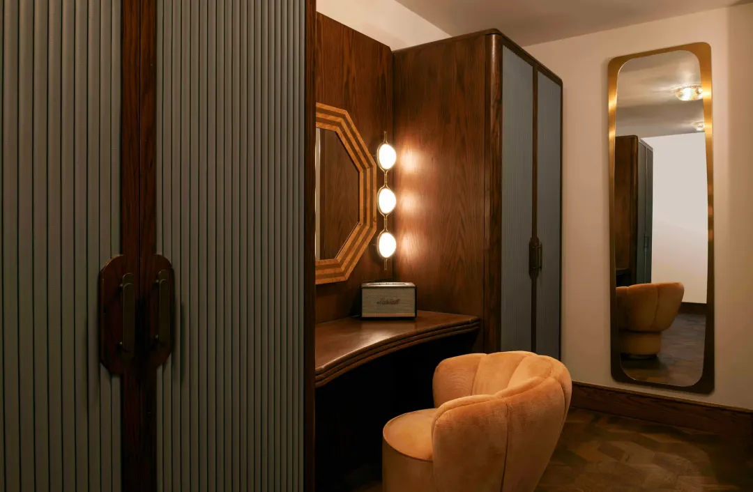 The-Ned-Medium-Sea-View-Room-Detail