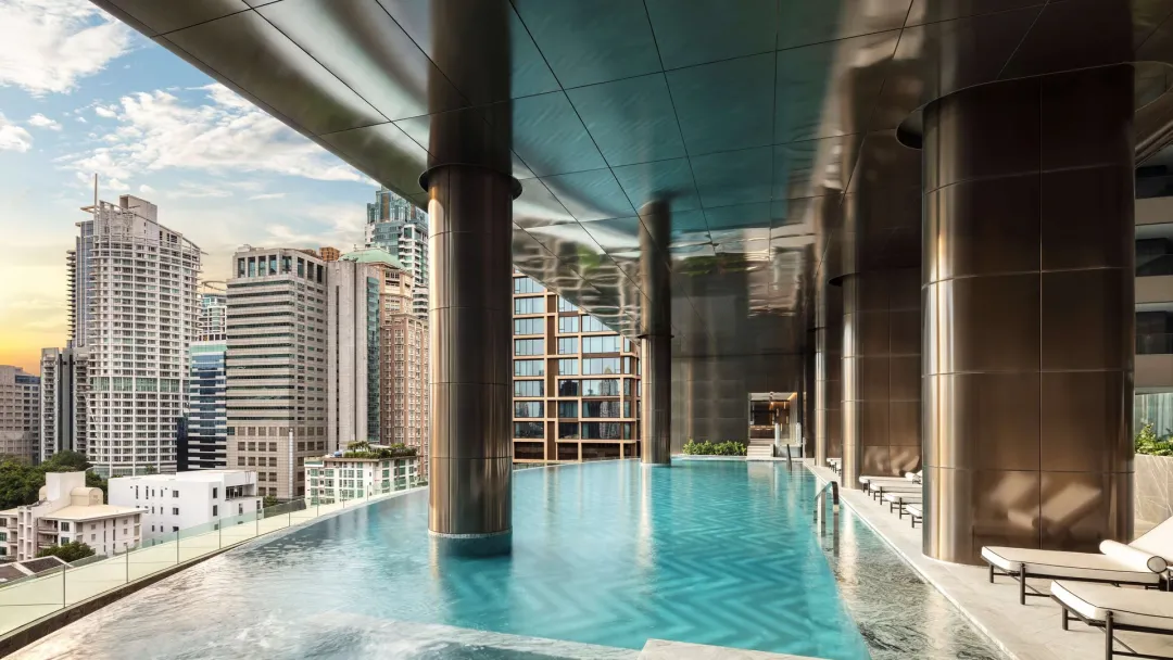 Sindhorn Kempinski Hotel Bangkok - Roof Top Lounge