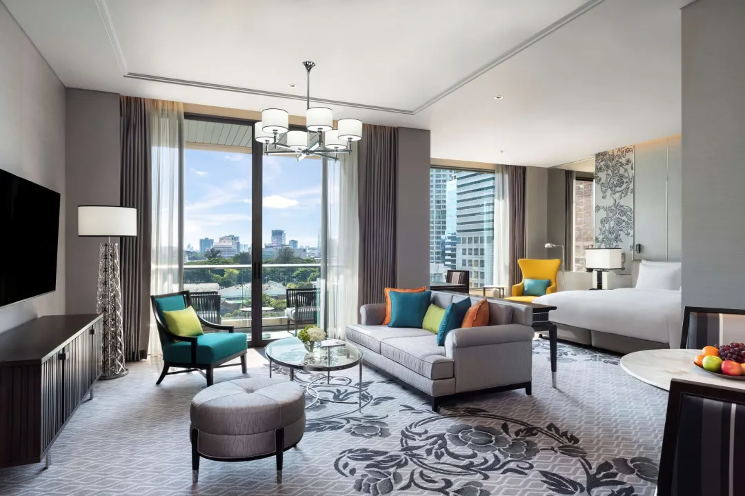 Grand Deluxe Room - Seating Aeria