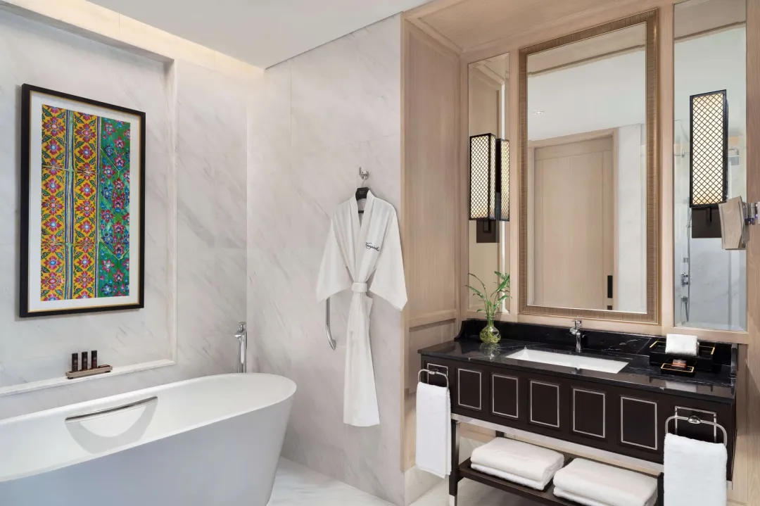 Grand Premier Room - Bathroom