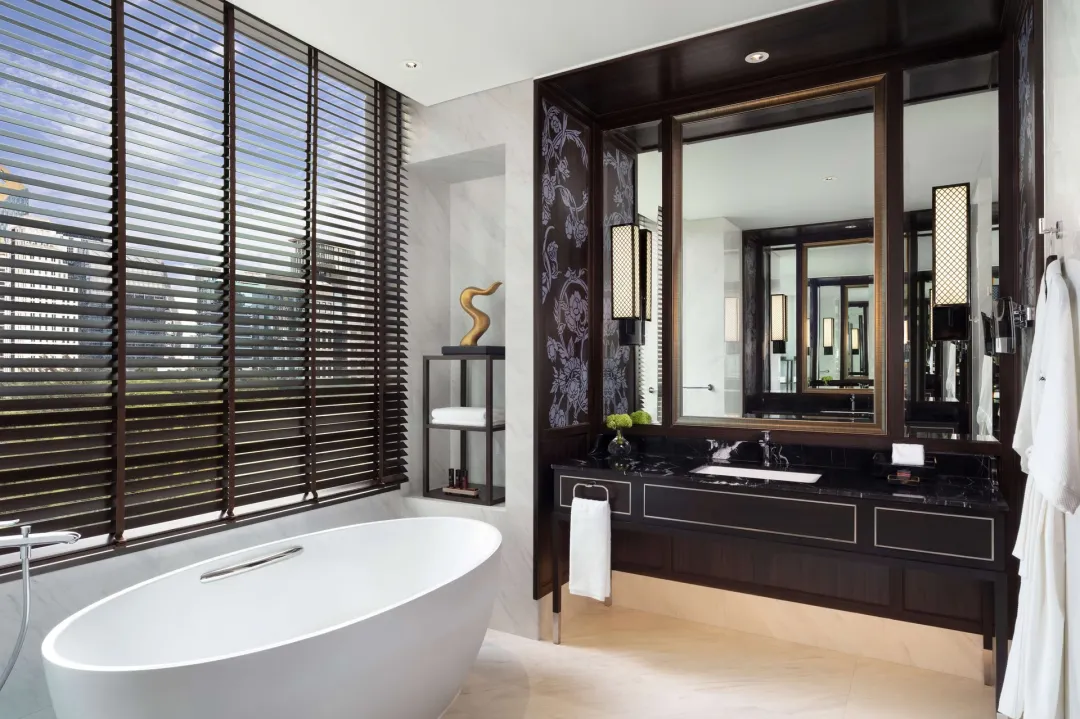 Grand Executive Suite -Bathrroom