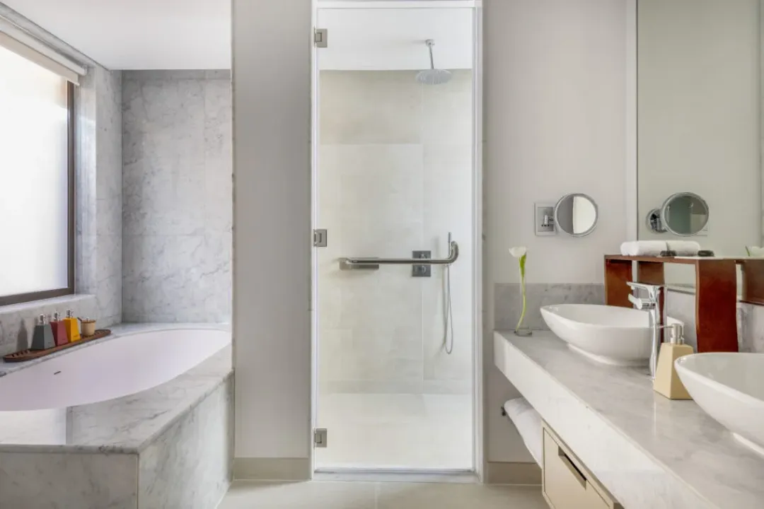 Zulal-Wellness-Resort-Discovery-Junior-Suite-Bathroom