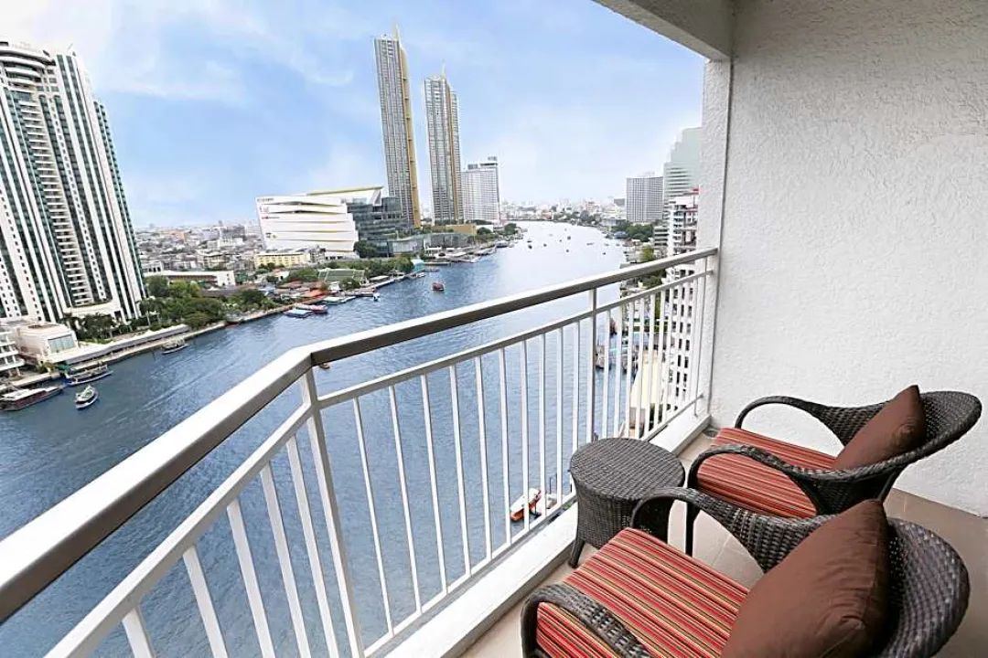 Shangri-La Wing Deluxe Balcony Room - Balcony Lounge