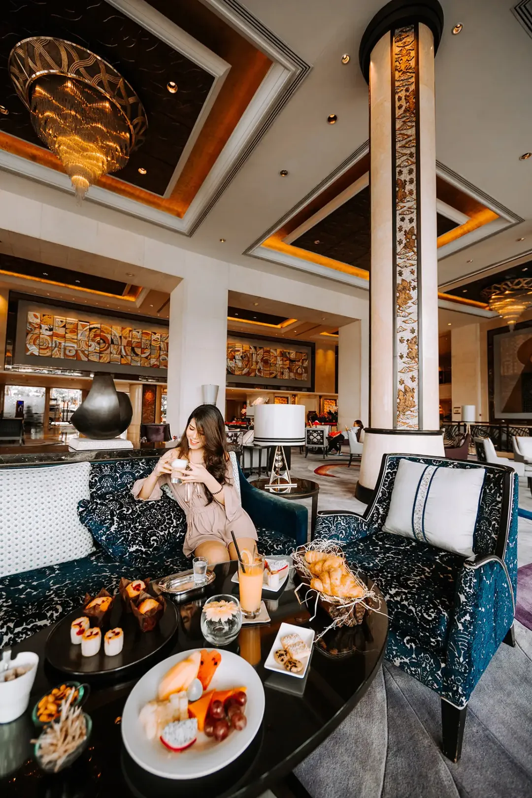 Odysseys Travel - Shangri-La Bangkok - The Lobby Lounge - Interior