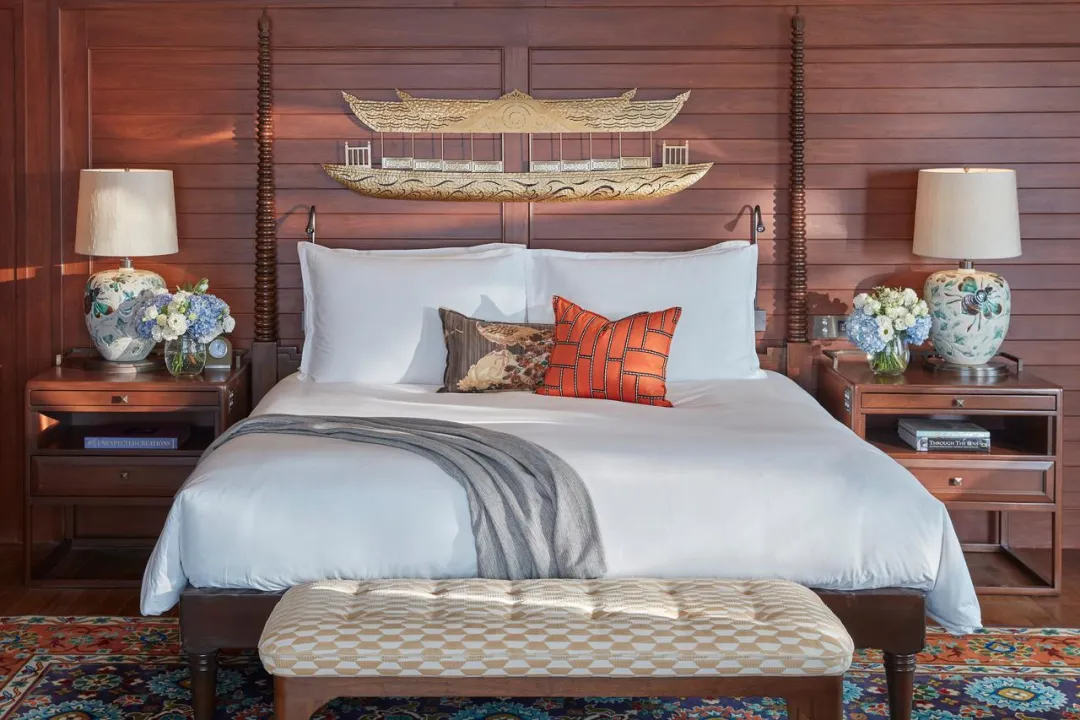State Room - Bedroom
