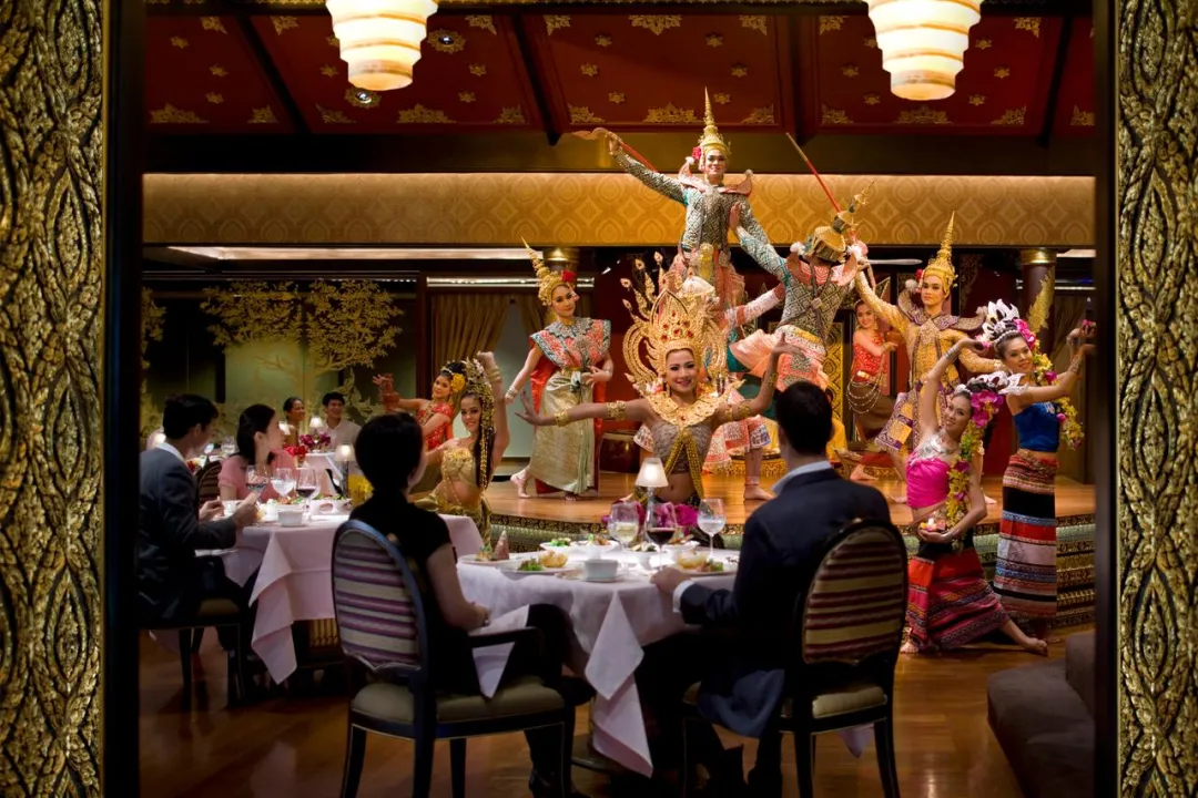 Sala Rim Naam Restaurant