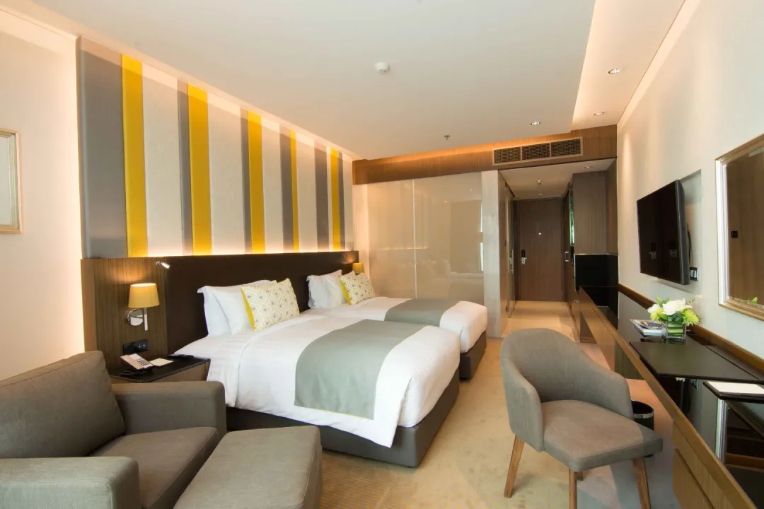 Deluxe Club Room - Twin Bed