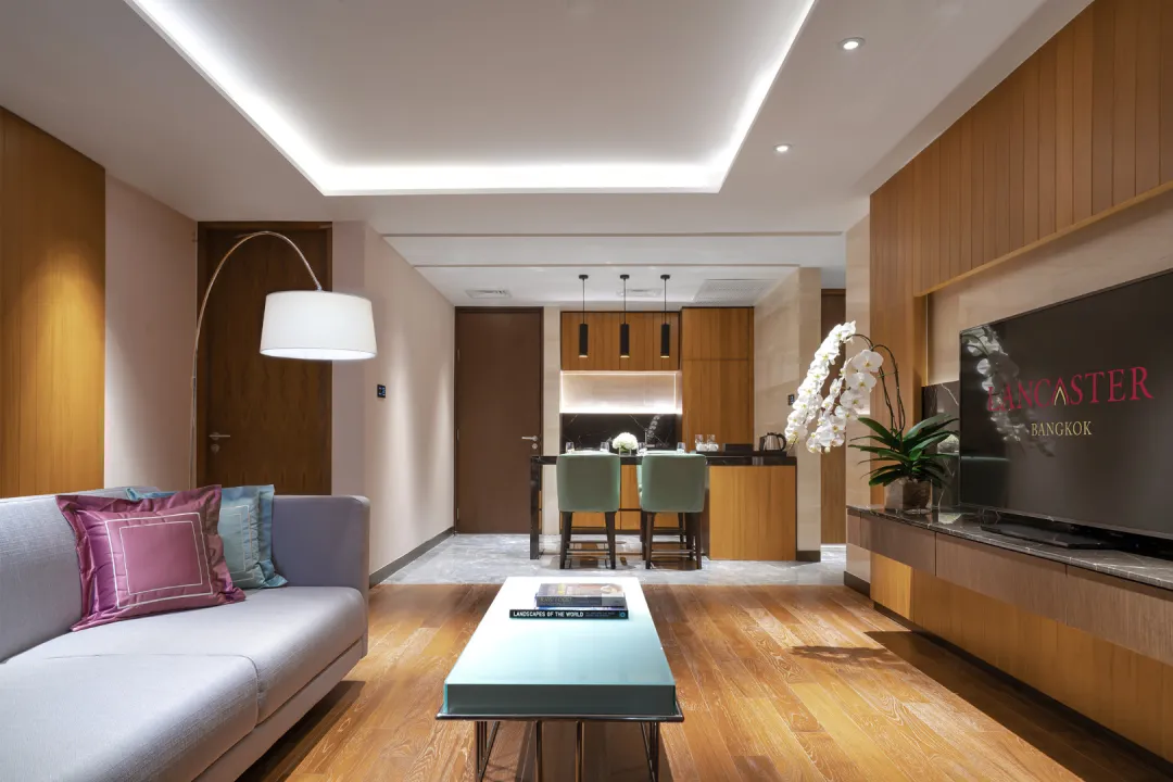 Executive Apartment - Living Room