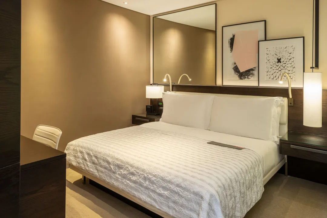 Le-Royal-Meridien-Beach-Resort-Superior-Deluxe-Land-View-King-Bed