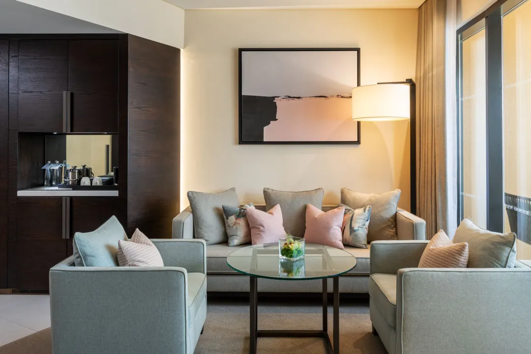 Le-Royal-Meridien-Beach-Resort-Superior-Deluxe-Land-View-Living-Space