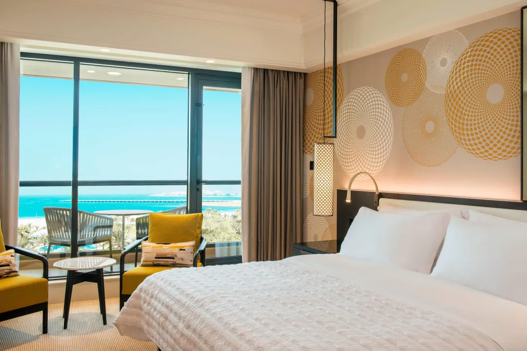 Le-Royal-Meridien-Beach-Resort-and-Spa-Deluxe-Sea-View-King-Bed