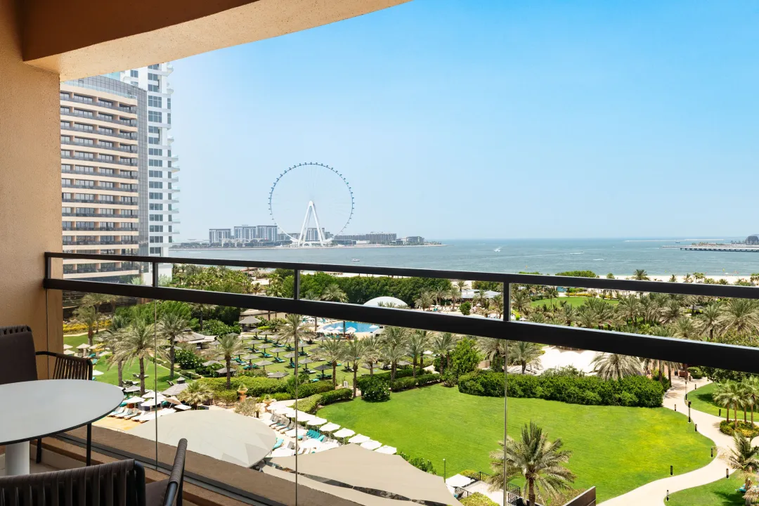 Le-Royal-Meridien-Beach-Resort-and-Spa-Superior-Deluxe-Sea-View-Balcony