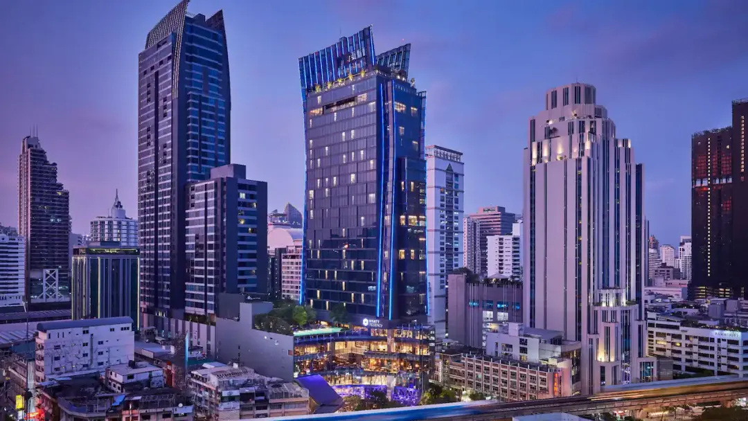 Hyatt Regency Bangkok Sukhumvit - Hotel Aerial View