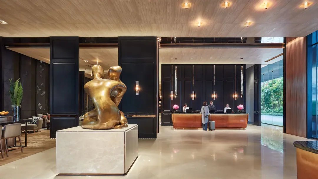 Hyatt Regency Bangkok Sukhumvit - Hotel Front Desk