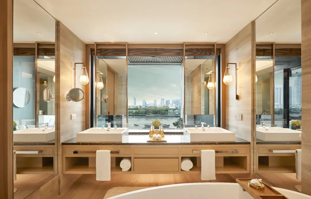 Riverfront Premier Room - Bathroom View