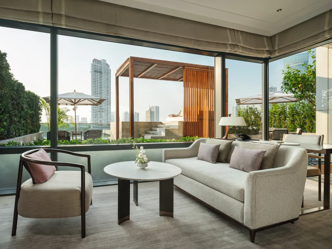 Verandah -Seating Aeria