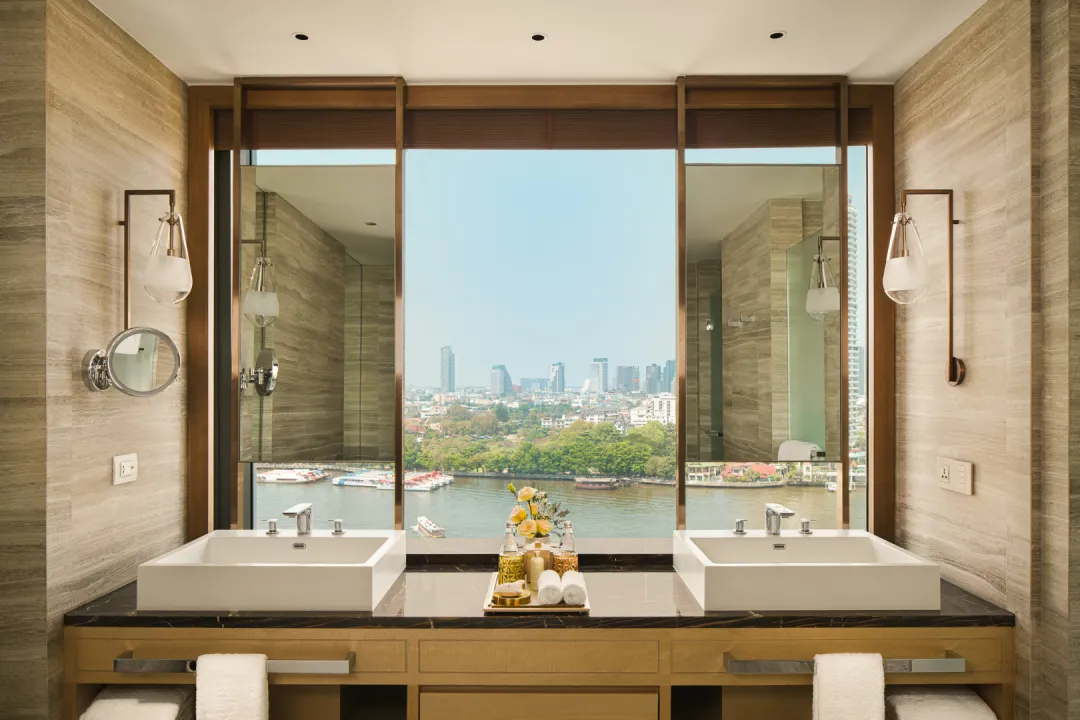 River Suite - Bathroom View